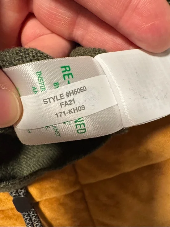 J. Crew Men's Crewneck Sweater in Olive Green - Picture 3 of 4